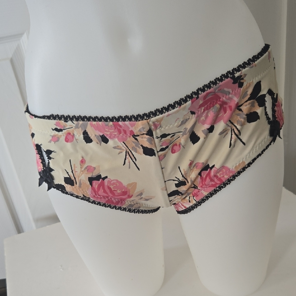 Betsey Johnson Floral Halter Swim Set - Pink and Cream - Picture 3 of 11